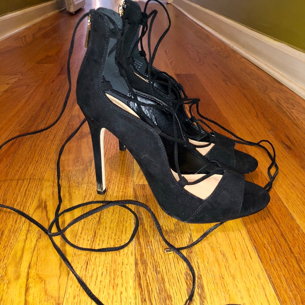 black tie around ankle heels! - Picture 2 of 3